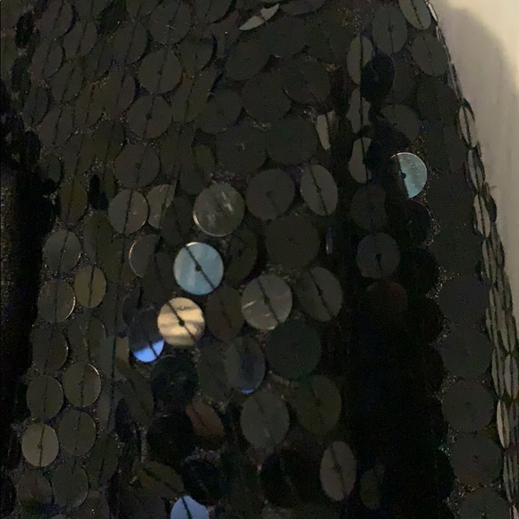 Black suit - Picture 4 of 4